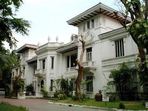 President’s Guest House: The Laperal Mansion – Presidential .